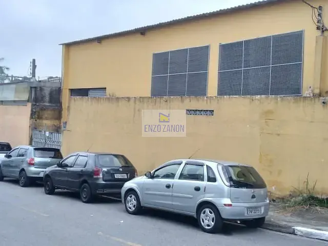 Galpão / Barracão com 237m², para alugar, no bairro Casa Grande em Diadema