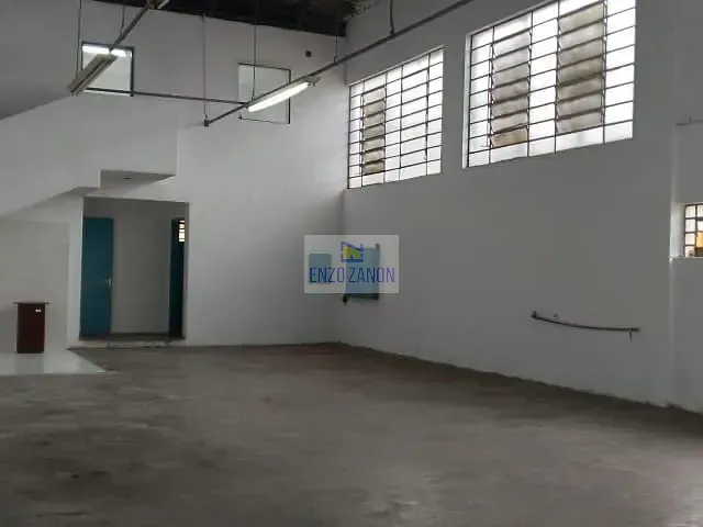 Galpão / Barracão com 237m², para alugar, no bairro Casa Grande em Diadema