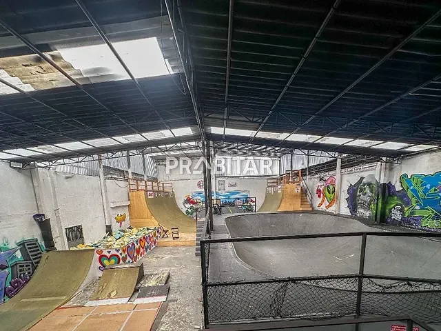 Galpão / Barracão com 1082m², à venda, no bairro Vila Leopoldina em São Paulo