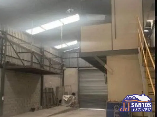 Galpão / Barracão com 509m², à venda, no bairro Vila Bertioga em São Paulo