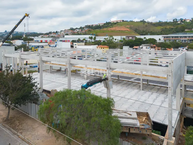 Galpão / Barracão com 1802m², para alugar, no bairro Portais (Polvilho) em Cajamar