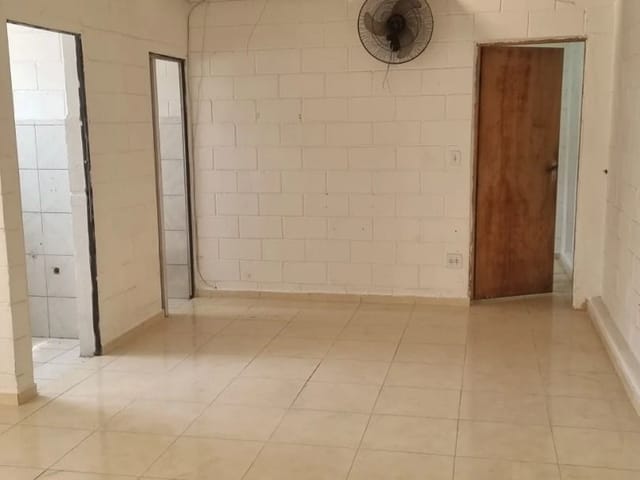 Galpão / Barracão com 450m², à venda ou para alugar, no bairro Ayrosa em Osasco