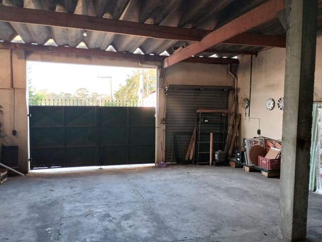 Galpão / Barracão com 300m², para alugar, no bairro Vila Sao Luis(Zona Oeste) em São Paulo