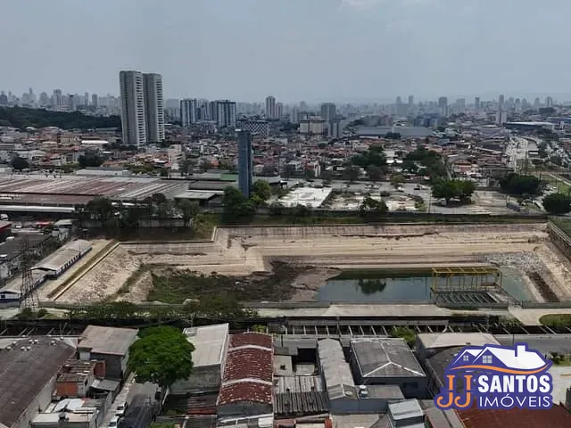 Galpão / Barracão com 300m², à venda, no bairro Jardim Aricanduva em São Paulo