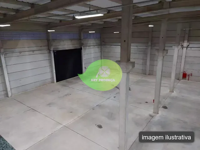 Galpão / Barracão com 2600m², à venda, no bairro Éden em Sorocaba