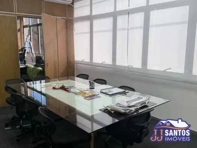 Galpão / Barracão com 762m², para alugar, no bairro Vila Anastácio em São Paulo