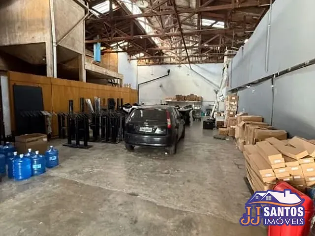 Galpão / Barracão com 762m², para alugar, no bairro Vila Anastácio em São Paulo