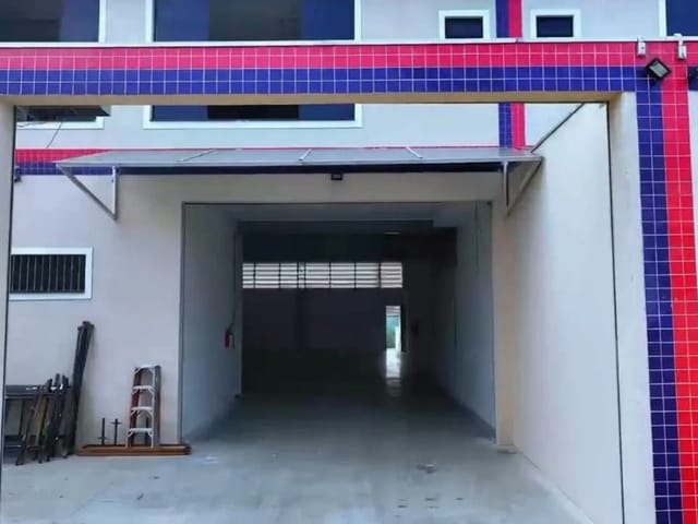 Galpão / Barracão com 489m², à venda, no bairro Chácara do Solar I (Fazendinha) em Santana de Parnaíba