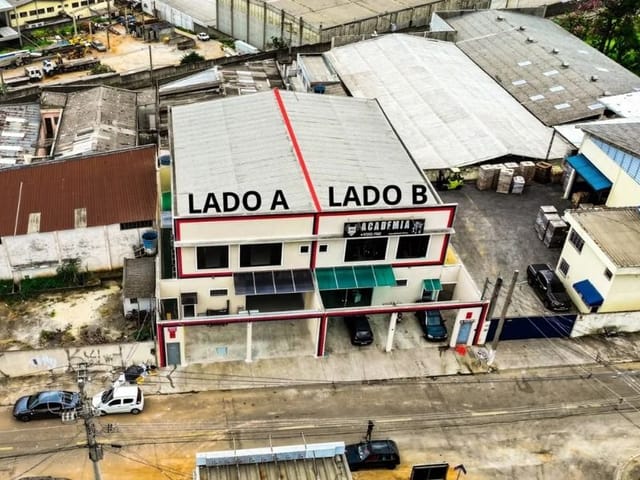 Galpão / Barracão com 489m², à venda, no bairro Chácara do Solar I (Fazendinha) em Santana de Parnaíba