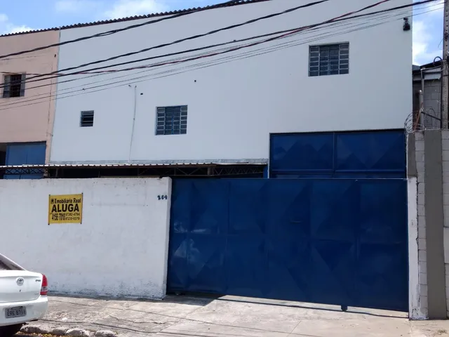 Galpão / Barracão com 500m², para alugar, no bairro Jardim Santa Marta (Fazendinha) em Santana de Parnaíba