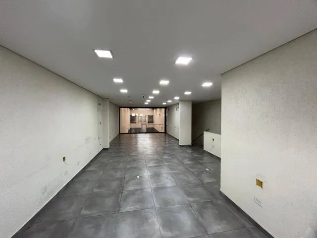 Galpão / Barracão com 437m², à venda ou para alugar, no bairro Vila Anastácio em São Paulo