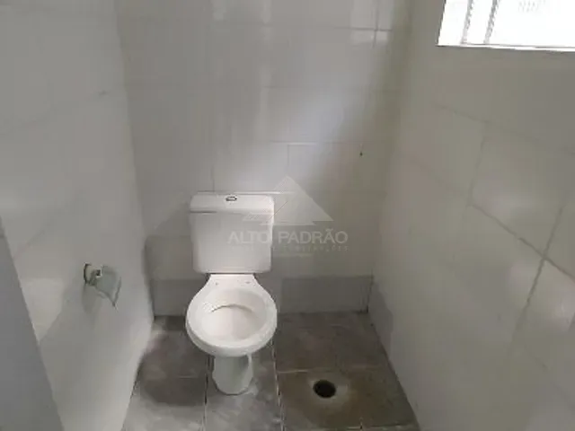 Loja com 350m², para alugar, no bairro Vila Emílio  em Mauá