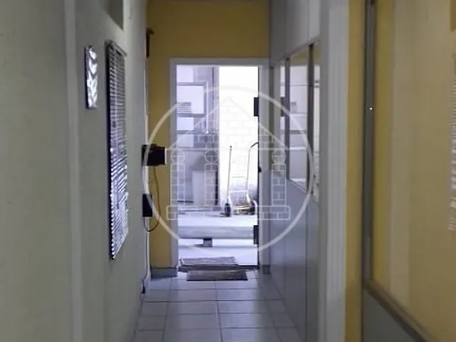 Galpão / Barracão com 2490m², à venda, no bairro Capela do Socorro em São Paulo