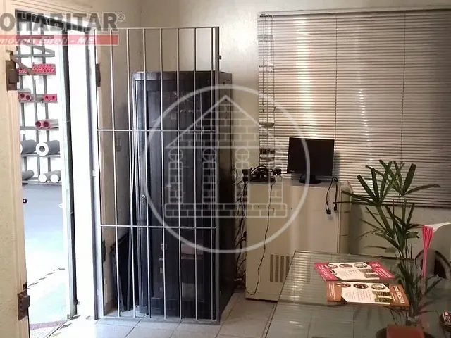 Galpão / Barracão com 2490m², à venda, no bairro Capela do Socorro em São Paulo