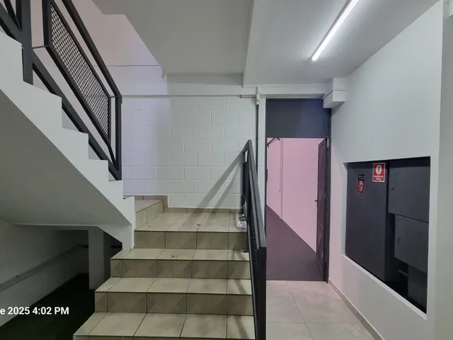 Galpão / Barracão com 698m², para alugar, no bairro Jardim Marisa em São Paulo