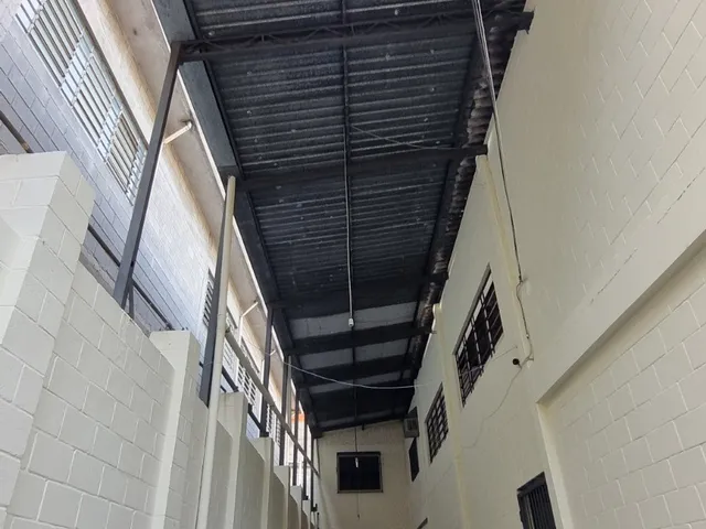 Galpão / Barracão com 698m², para alugar, no bairro Jardim Marisa em São Paulo