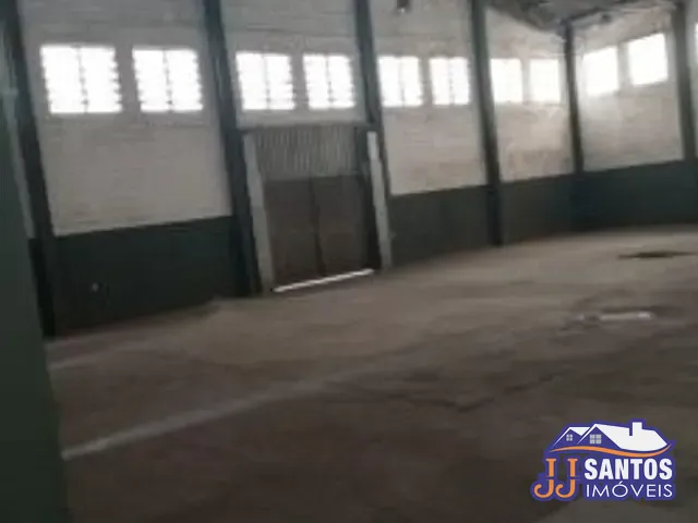 Galpão / Barracão com 1620m², à venda, no bairro Quinta da Boa Vista (Residencial) em Itaquaquecetuba