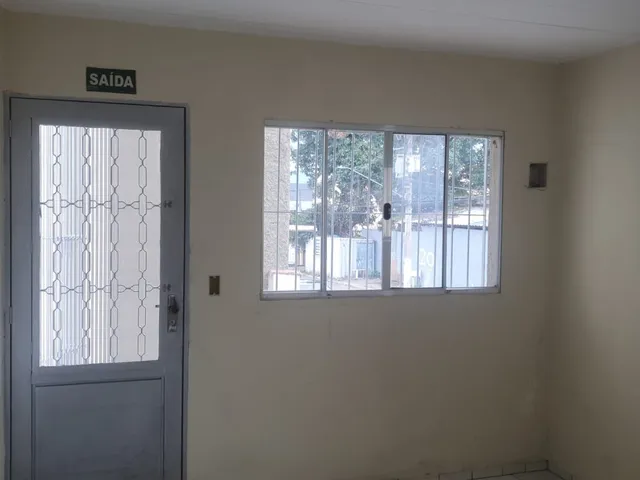 Galpão / Barracão com 510m², para alugar, no bairro Jardim Nina (Fazendinha) em Santana de Parnaíba