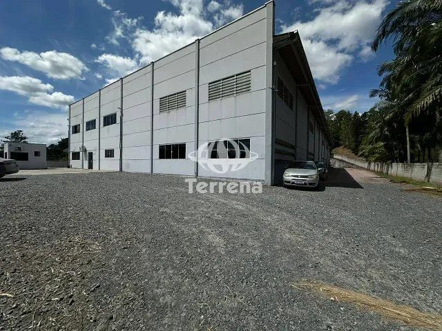 Galpão / Barracão com 9300m², para alugar, no bairro Fortaleza em Blumenau