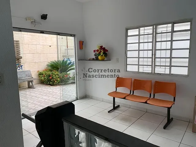 Galpão / Barracão com 721m², à venda, no bairro Jardim Jacinto em Jacareí