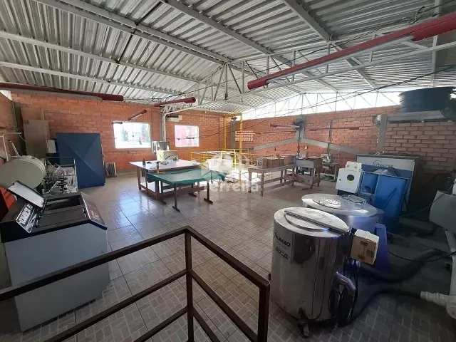 Galpão / Barracão com 573m², para alugar, no bairro Centro em Blumenau