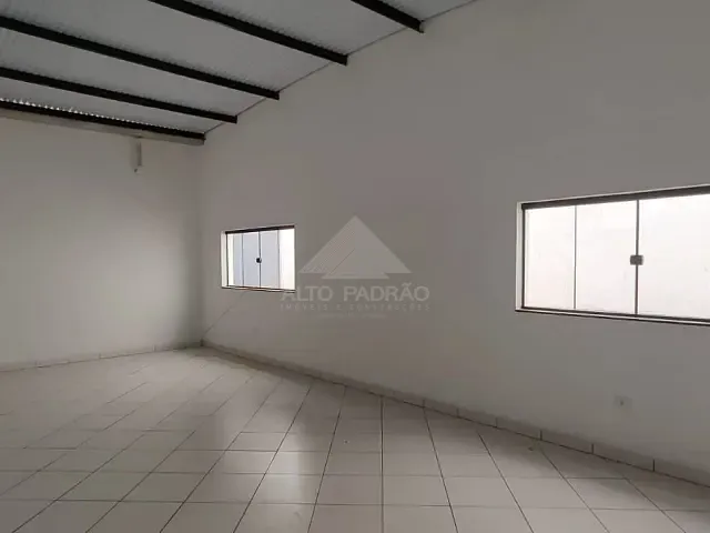 Galpão / Barracão com 250m², para alugar, no bairro Jardim Sônia Maria em Mauá