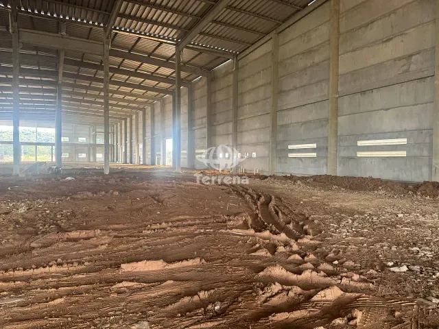 Galpão / Barracão com 9923m², para alugar, no bairro Poço Grande em Gaspar