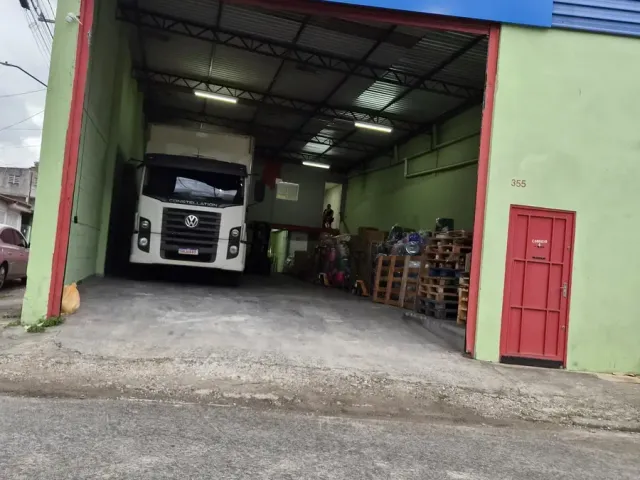Casa com 250m², para alugar, no bairro Piratininga em Osasco