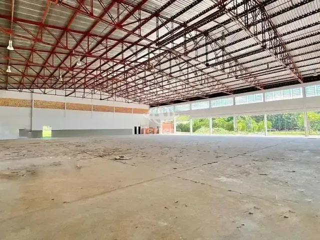 Galpão / Barracão com 3000m², para alugar, no bairro Badenfurt em Blumenau