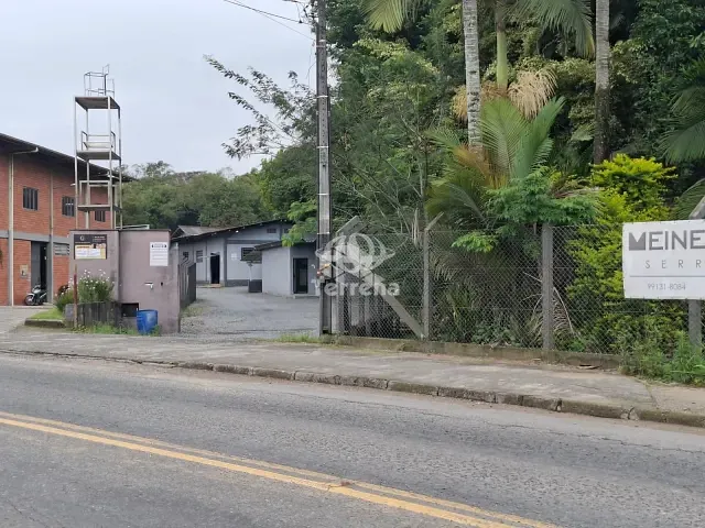 Galpão / Barracão com 5552m², para alugar, no bairro Passo Manso em Blumenau