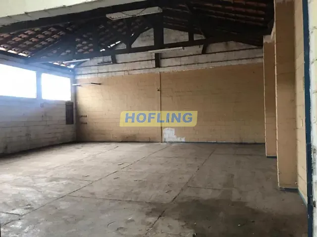 Galpão / Barracão com 220m², à venda ou para alugar, no bairro Vila Cristina em Rio Claro