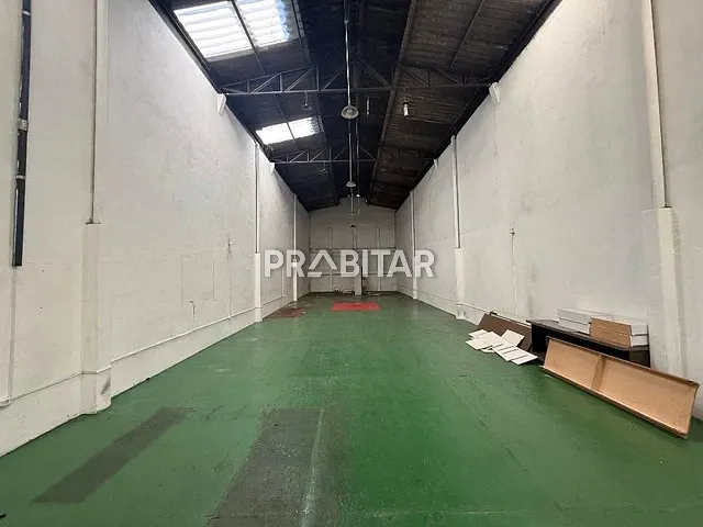 Galpão / Barracão com 282m², à venda, no bairro Vila Anastácio em São Paulo