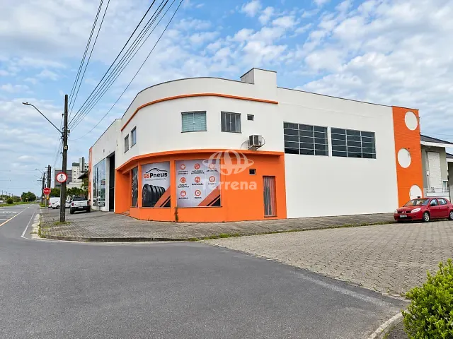 Galpão / Barracão com 624m², para alugar, no bairro Sete de Setembro em Gaspar