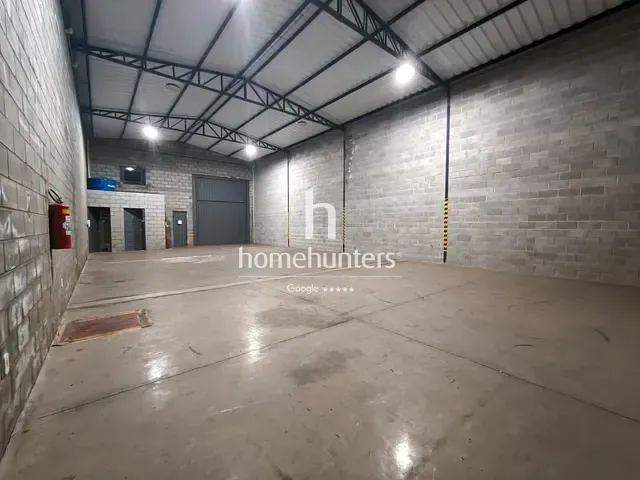 Galpão / Barracão com 200m², para alugar, no bairro Condomínio Coronel (Nova Veneza) em Sumaré