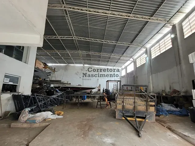 Galpão / Barracão com 420m², à venda, no bairro Jardim Altos de Santana I em Jacareí