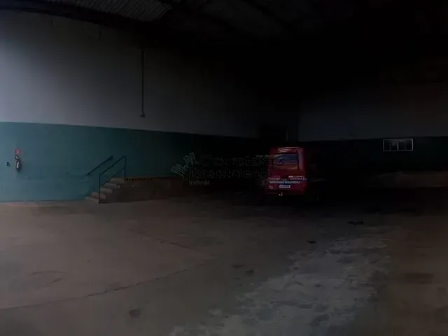 Galpão / Barracão com 5000m², para alugar, no bairro Jardim Califórnia em Jacareí