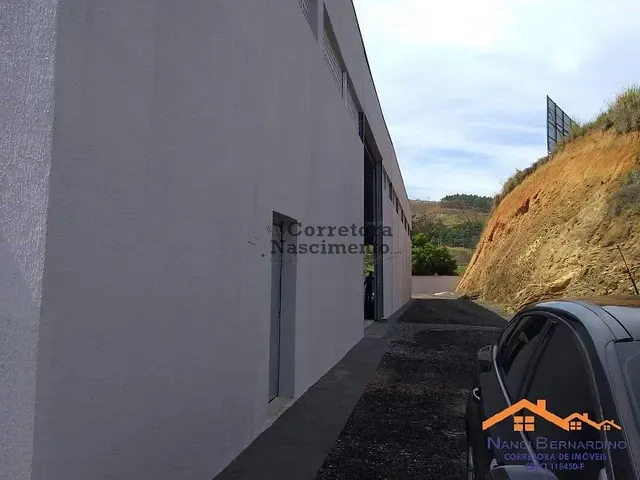 Galpão / Barracão com 1200m², para alugar, no bairro Zona Rural em Queluz