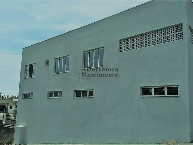 Galpão / Barracão com 1200m², para alugar, no bairro Zona Rural em Queluz