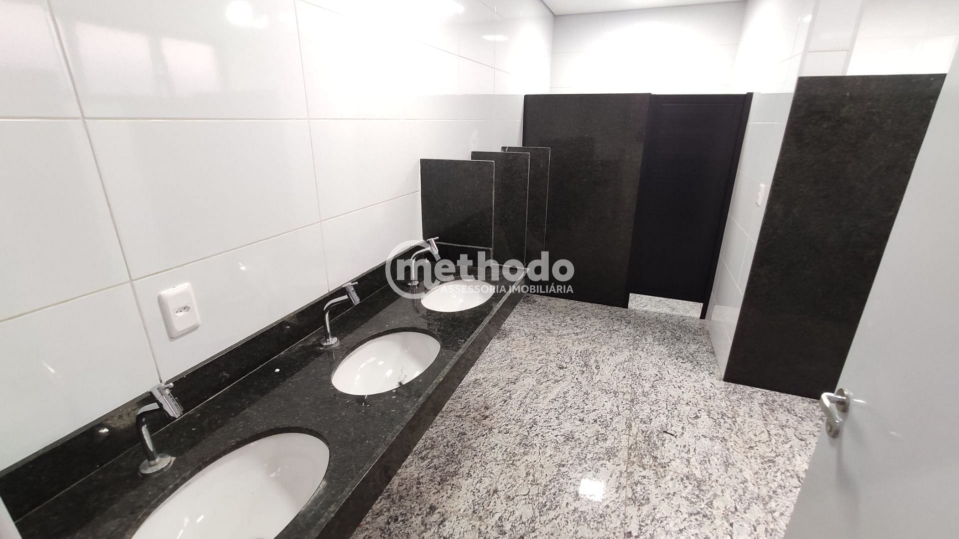 Depósito-Galpão, 917 m² - Foto 35