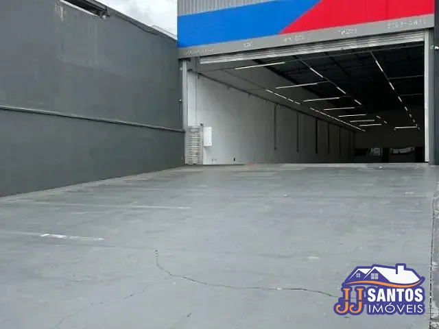 Galpão / Barracão com 700m², para alugar, no bairro Vila Fátima em São Paulo