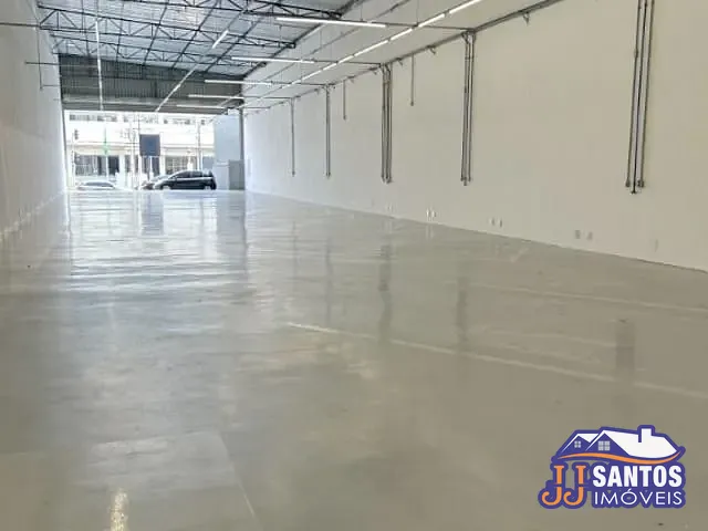 Galpão / Barracão com 700m², para alugar, no bairro Vila Fátima em São Paulo
