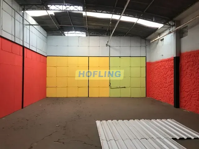 Galpão / Barracão com 370m², para alugar, no bairro Centro em Rio Claro