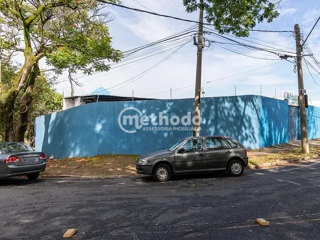 Galpão / Barracão com 690m², para alugar, no bairro Jardim Santa Genebra em Campinas