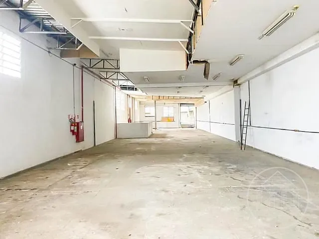 Galpão / Barracão com 1032m², à venda ou para alugar, no bairro Americanópolis em São Paulo