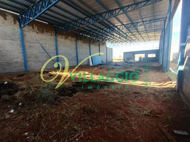 Galpão / Barracão com 600m², para alugar, no bairro São Benedito da Capelinha (Zona Rural) em São José do Rio Preto