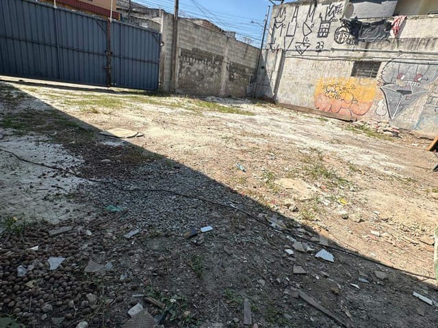 Galpão / Barracão com 250m², à venda ou para alugar, no bairro Educandário em São Paulo