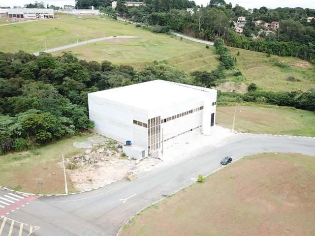Galpão / Barracão com 207m², à venda ou para alugar, no bairro Vila Verona em Vargem Grande Paulista