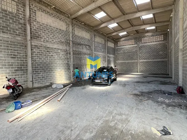 Galpão / Barracão com 350m², para alugar, no bairro Boa Viagem em Recife