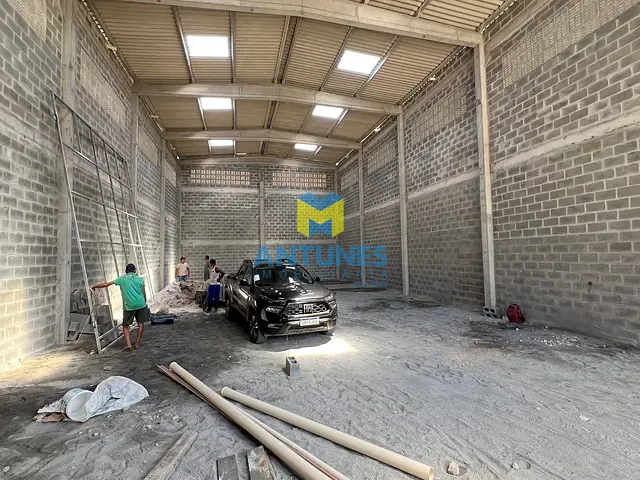 Galpão / Barracão com 350m², para alugar, no bairro Boa Viagem em Recife