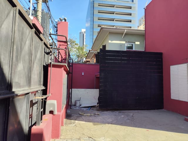Galpão / Barracão com 596m², à venda ou para alugar, no bairro Vila Gertrudes em São Paulo